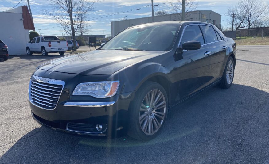 2011 CHRYSLER 300