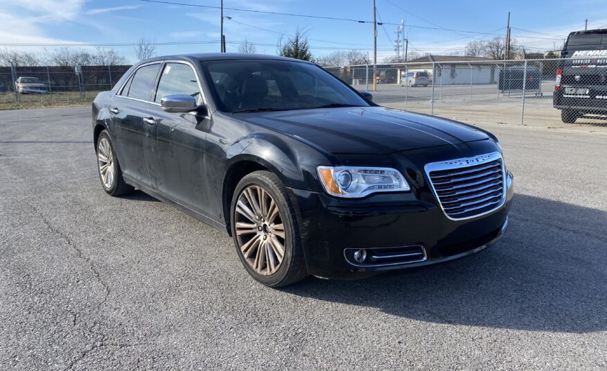 2011 CHRYSLER 300