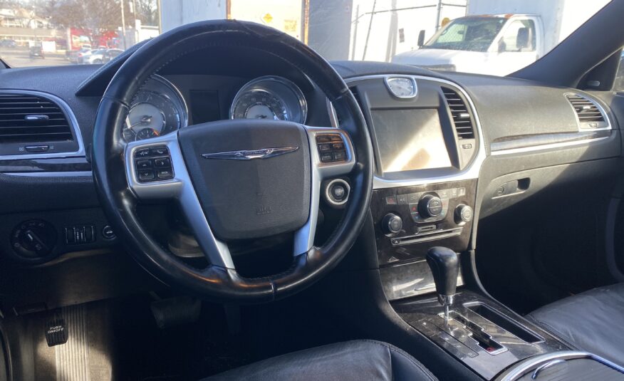 2011 CHRYSLER 300