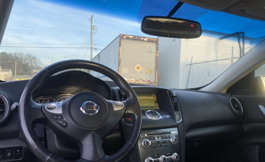 2012 NISSAN MAXIMA